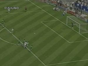 足球史上最伟大的罪人！背影竟藏着天大的误会：他说截肢也要上！