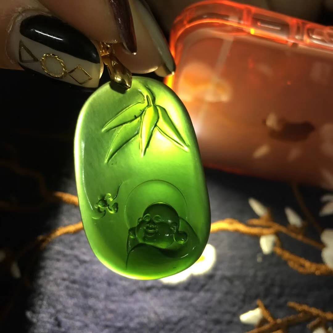 玉石微信扫一扫鉴定玉石真假,玉石的鉴别方法和技巧