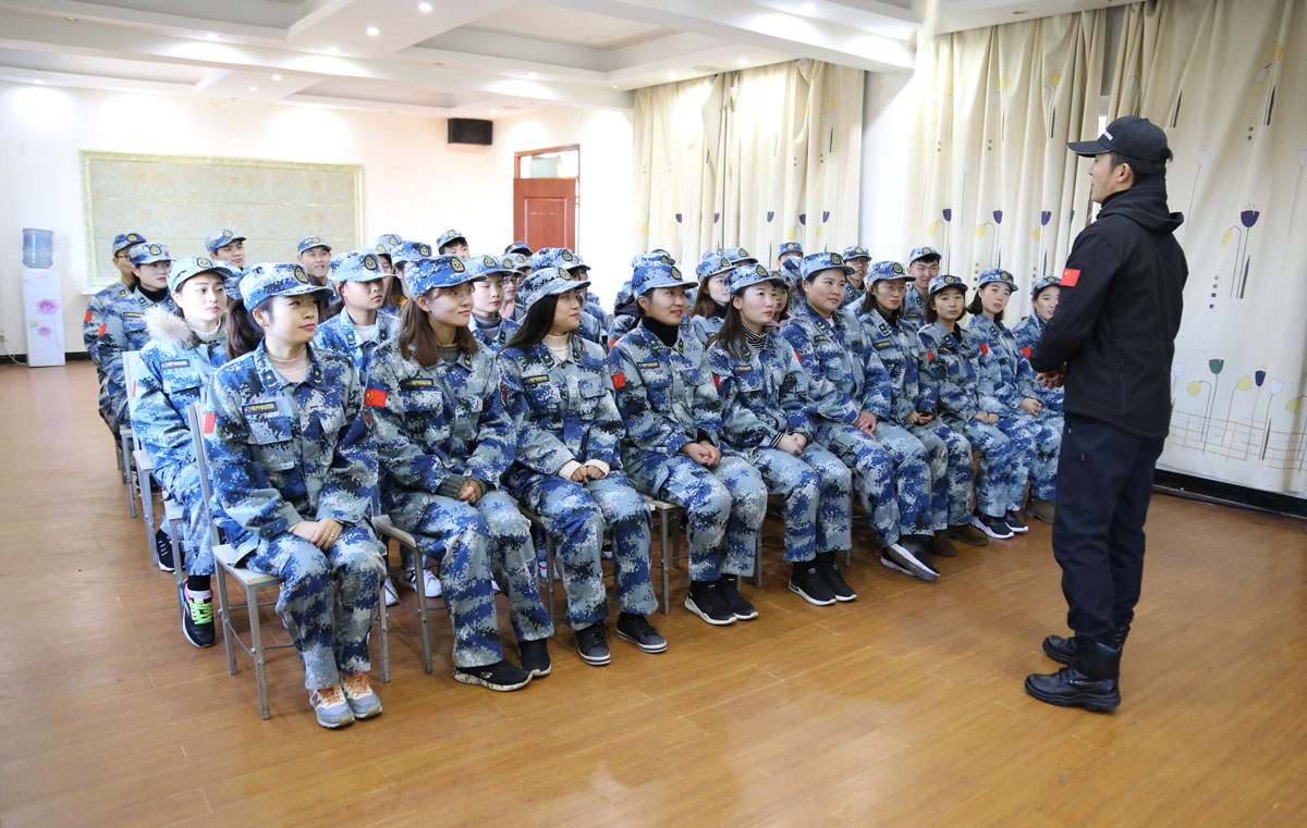 融e聚培训呼叫中心“拓展之旅”：华丽蜕变，扬帆起航