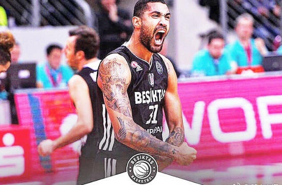 新疆队亚当斯最近的状况,新疆队最新消息亚当斯