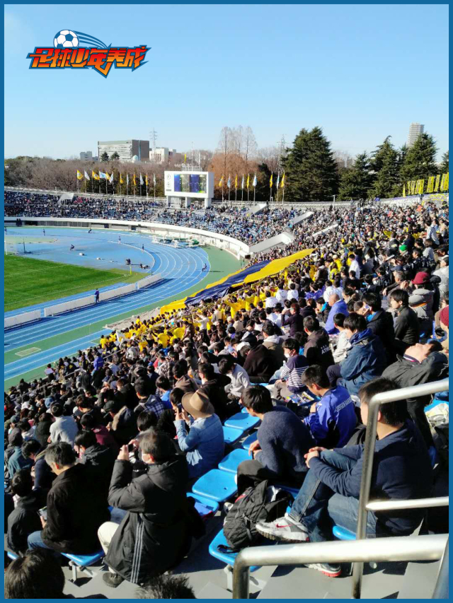 未满18能踢比赛吗,未满18岁可以踢业余联赛吗