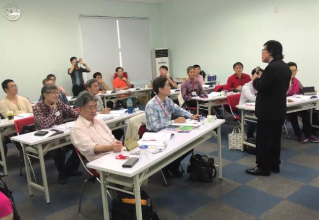 “三博士”洪霈浓：台湾，将无人不知颈肩腰腿痛弧刃针疗法！