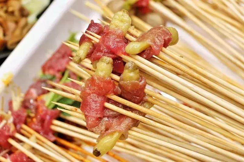 成都必吃串串火锅,在成都必须吃的火锅