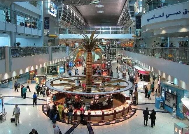 迪拜跟香港哪里的手表便宜,迪拜买什么牌子的手表最划算