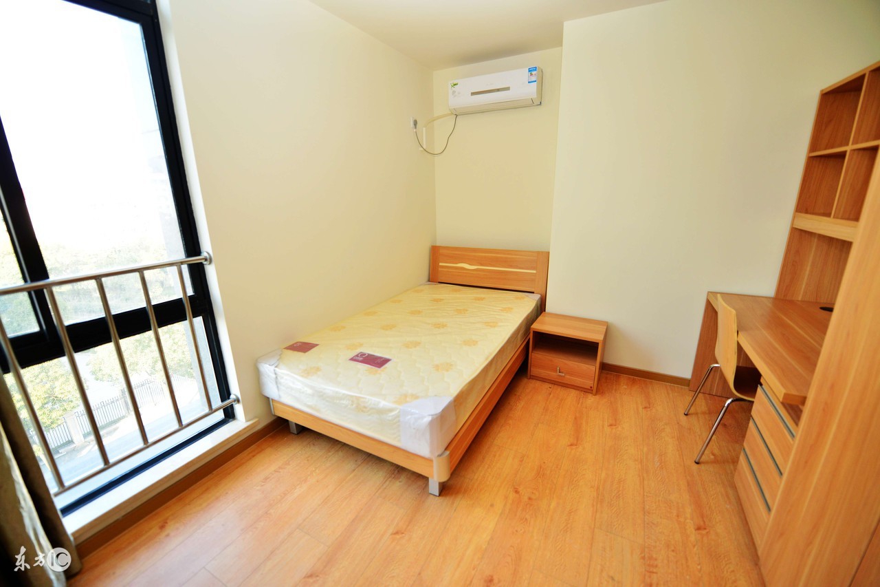 和三个女人合租一套房子,和三个女生合租的日子