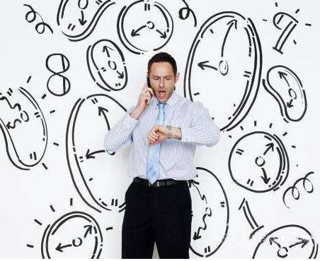 员工频繁迟到领导怎么处理,员工老是迟到早退被解雇怎么处理