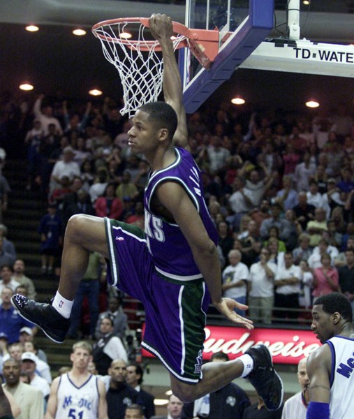 君子剑雷阿伦13年总决赛,雷阿伦属性