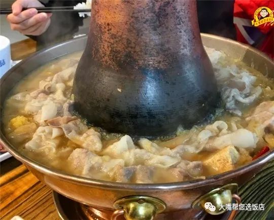 大连吃的美食推荐铜火锅,大连最好吃酸菜铜火锅