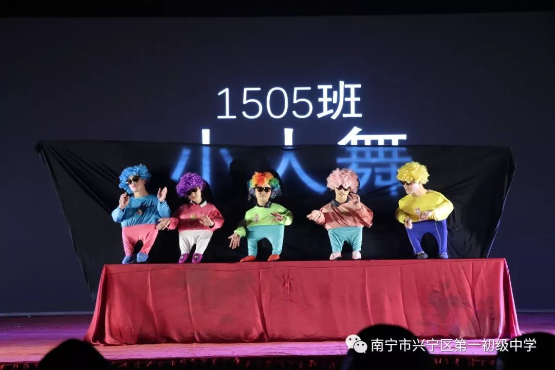 瀛︽牎涓嶅繕鍒濆績鐗㈣浣垮懡娲诲姩鎶ラ亾,涓嶅繕鍒濆績鏍″洯瑙嗛