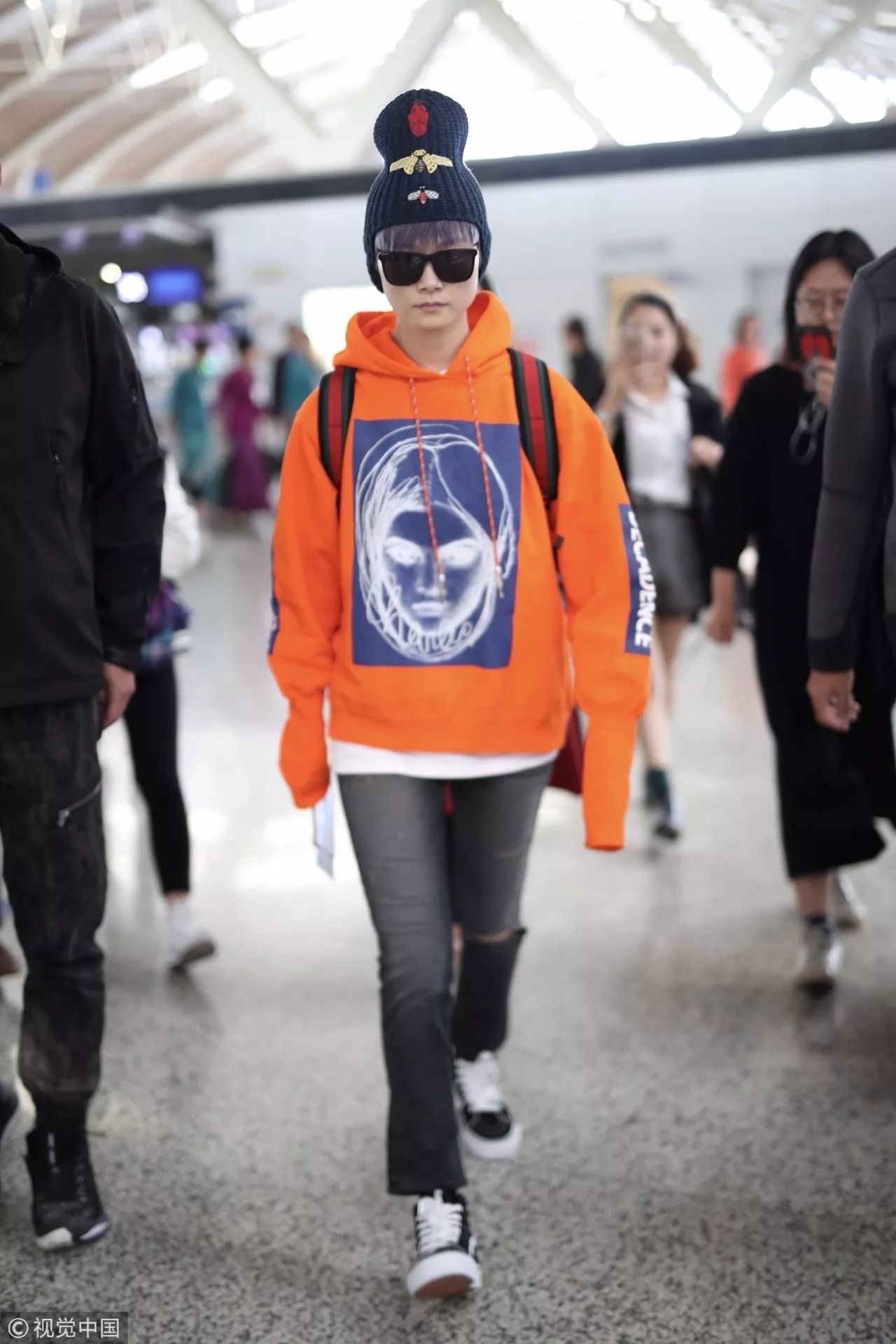 2022李宇春跨年压轴登场视频,跨年零点压轴李宇春