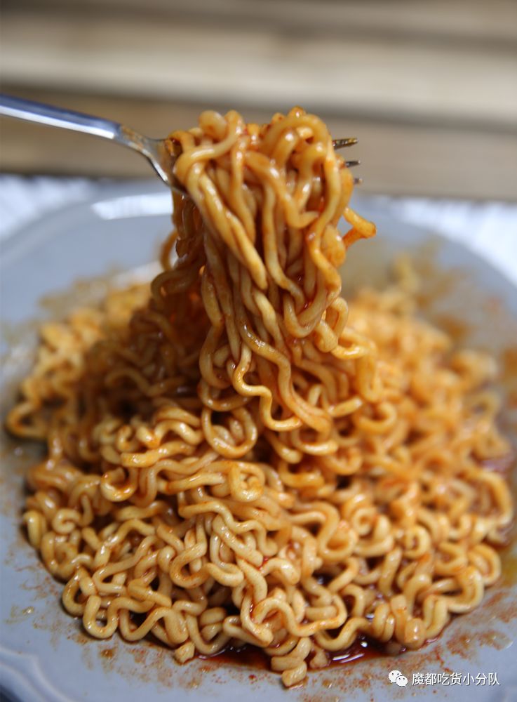 2017网红零食排行榜,网红零食无骨鸡爪小视频