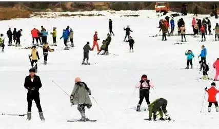 “福乐枣庄”贺年会|2018莲青山滑雪节,福利来咯!