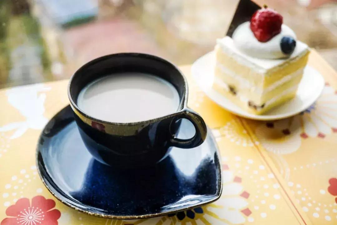 叫我多喝热水,叫我多喝热水歌词