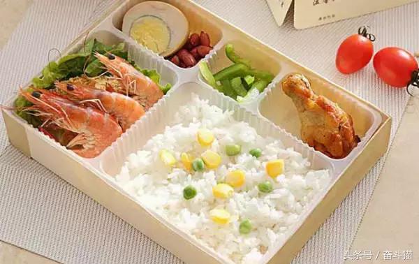 奋斗猫：作为O2O最重要的一环，“跑腿”这块肥肉该怎么吃？