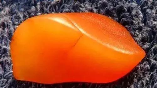 金丝玉原石现状,金丝玉现在到底是什么情况