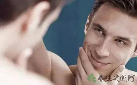 冬季手部皲裂严重用什么药,冬季手皲裂是什么原因导致的