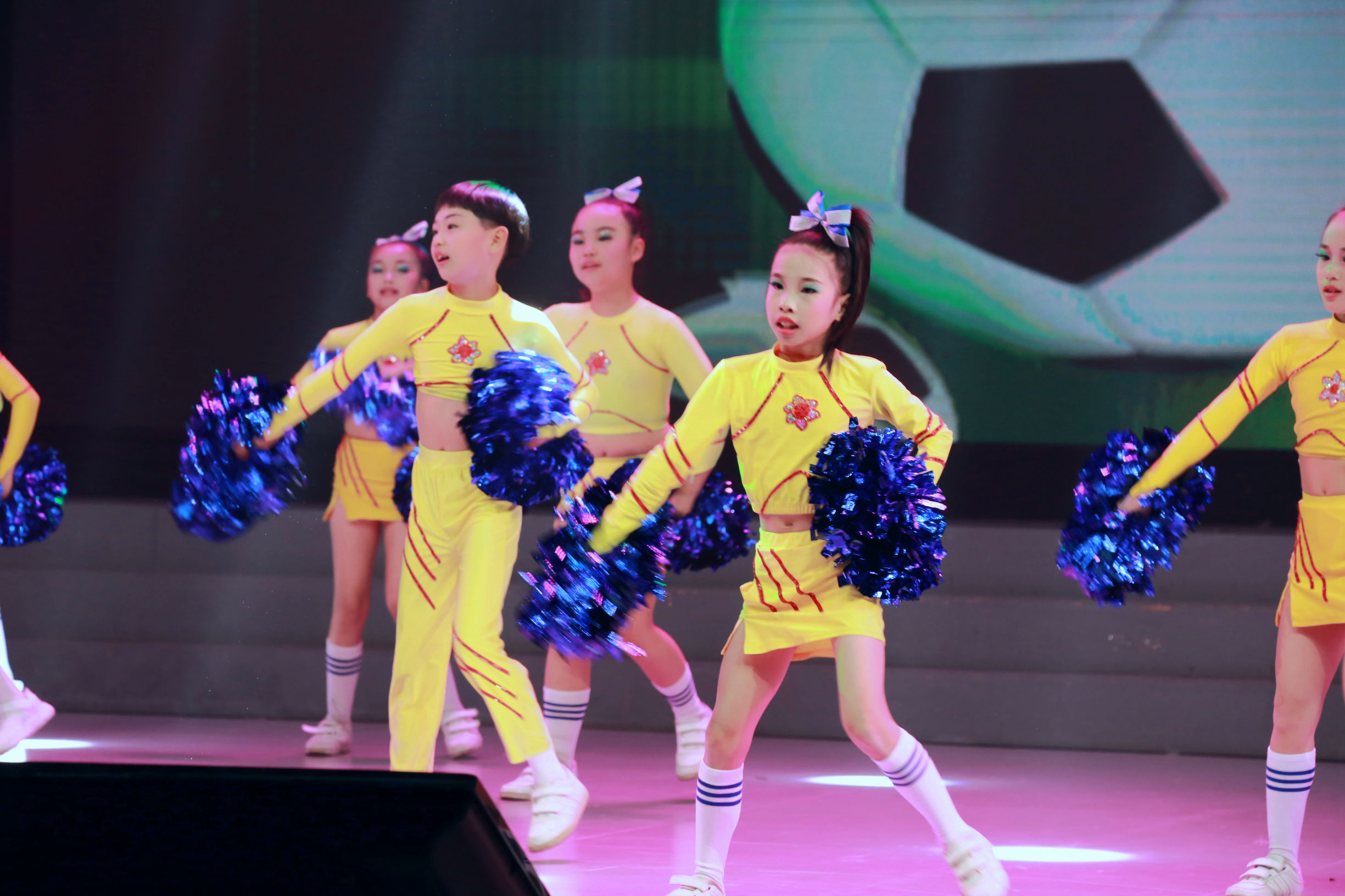 幼儿足球秀,足球童年