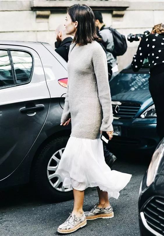 2018年不用大毛衣+仙女裙，你还敢说自己时髦？