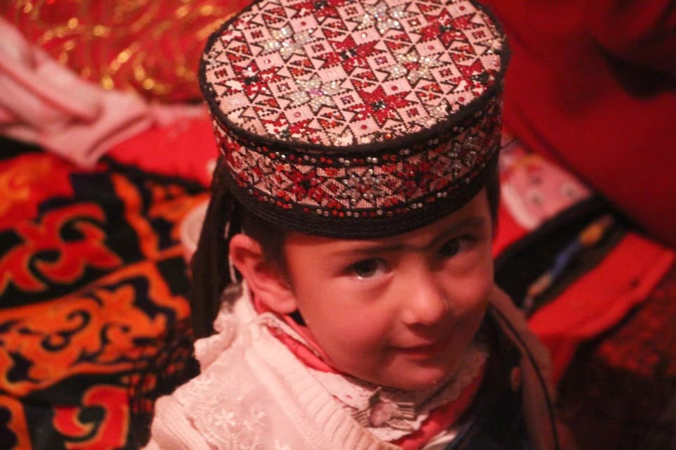 探秘帕米尔高原塔吉克族,帕米尔高原上的塔吉克族族人