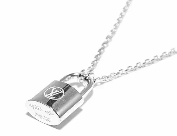 如何买lv更划算,如何保证买的lv是真的