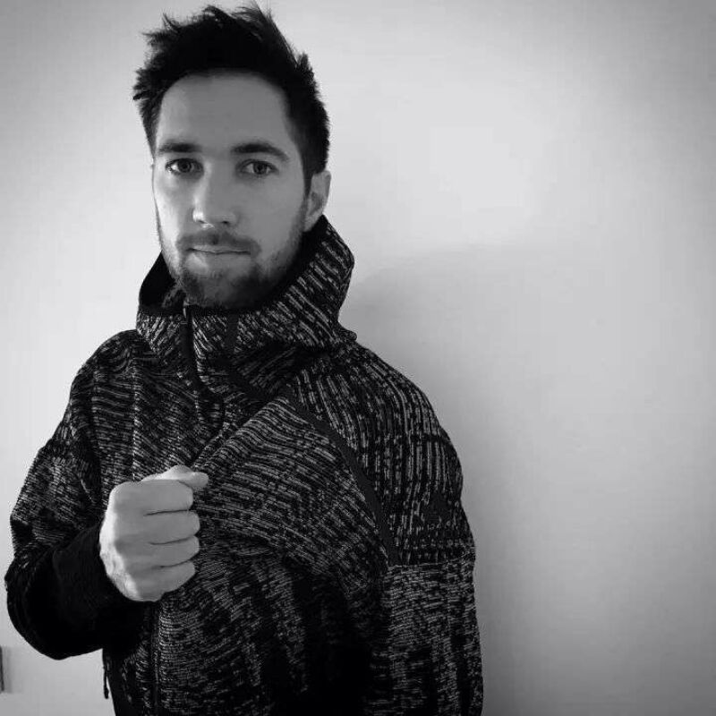 钂傜暐娉曞浗鐢锋帓,鍑枃涓冪埛