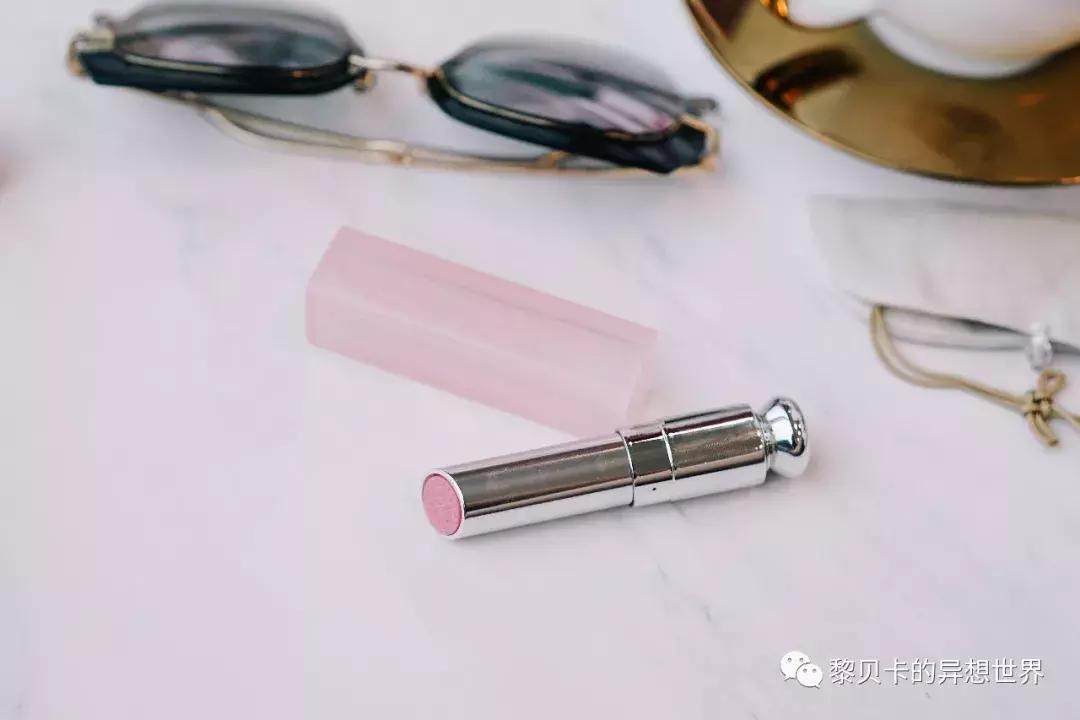 全球最好用的10款润唇膏,推荐大家几款润唇膏巨好用