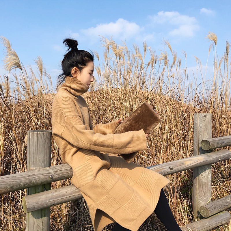 秋冬最流行又遮肉又百搭的裙款,大衣内搭连衣裙遮肉显瘦针织裙