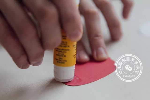 怎么用卡纸做牡丹花和郁金香,牡丹花手工制作卡纸小学