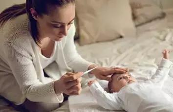 网传孩子发烧,宝宝发烧我们该如何应对