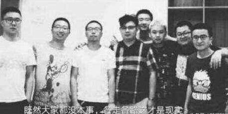 这个男人将在*牙虎**掀起腥风血雨，卢本伟曾被他攻占直播间！