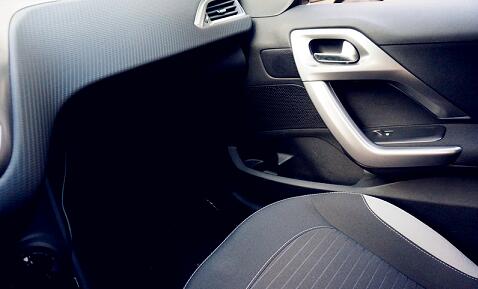 标致2008适合什么人开车,标致2008款车怎么样