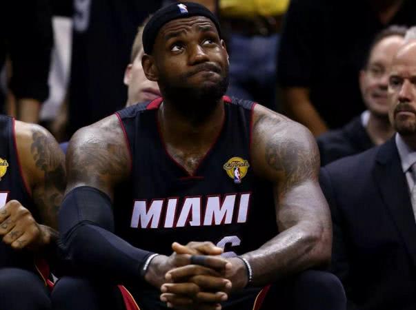 18年总决赛詹姆斯4场表现,16赛季詹姆斯总决赛到底有多伟大