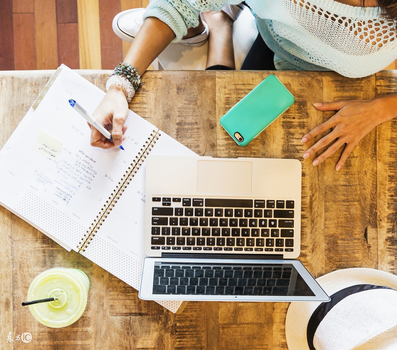 巨蟹座男孩年入百万 (巨蟹座长大后变富有的几率有多少)