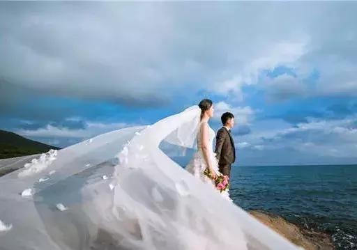 拍摄婚纱照表情怎么才自然,三亚婚纱照拍摄技巧