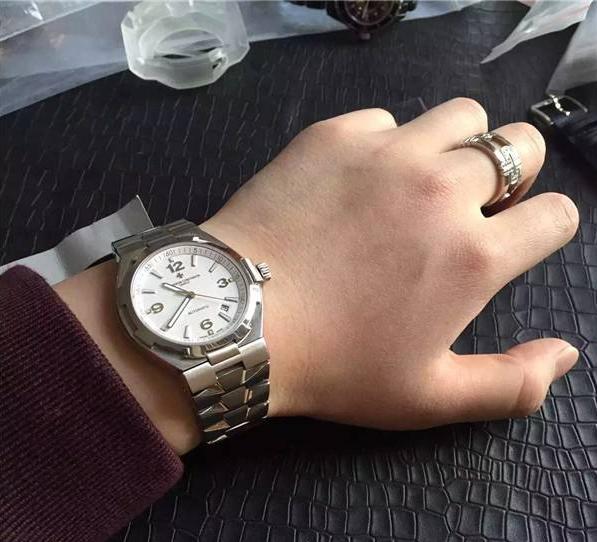 10来万的表哪个最保值,百达翡丽最便宜的手表多少钱一块