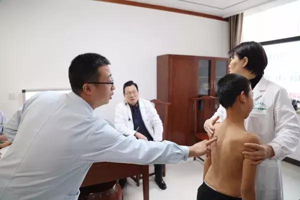 穆晓红脑瘫专家,脑瘫外科专家徐林