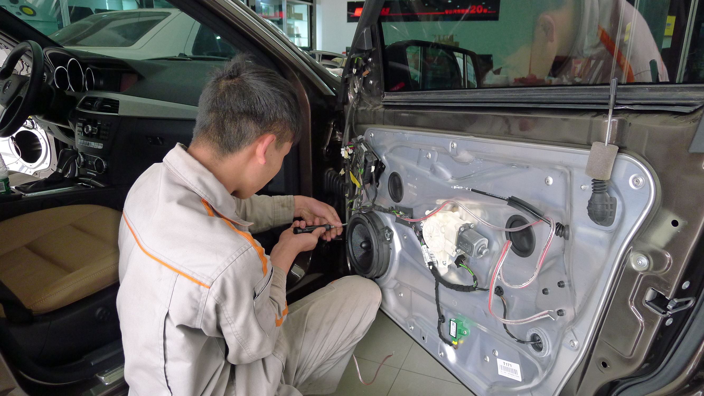 奔驰c200瓦罐旅行,奔驰c200瓦罐新款