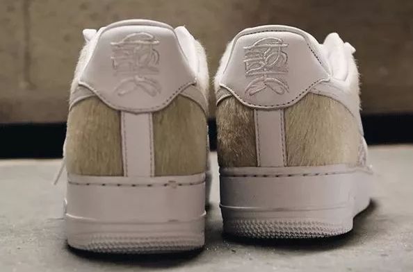 你关心的那些品牌正时时刻刻提醒你:狗年到了!