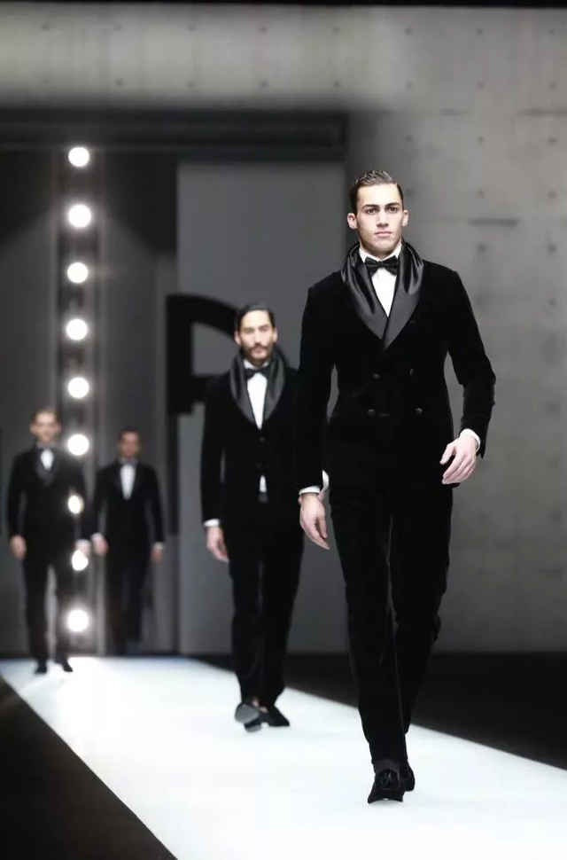 米兰时装周惊艳作品,米兰时装周高燃片段