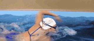 泳池防溺水自救,泳池防砸