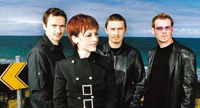 小红莓乐队主唱去世经典曲目回顾,小红莓乐队主唱葬礼