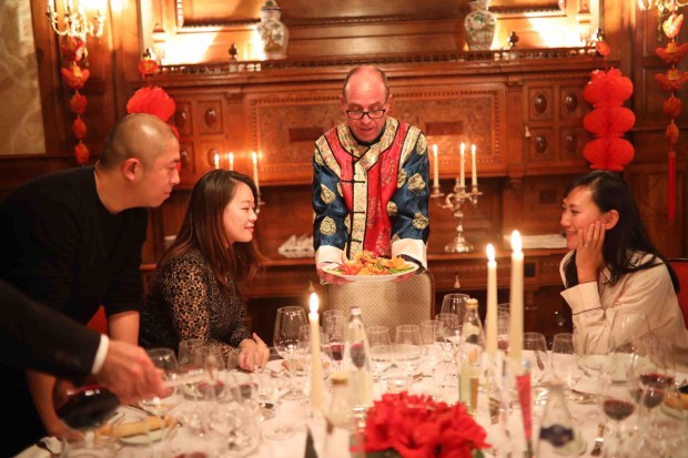 中国骄傲！“中国年”红遍海内外，“洋品牌”挤破门槛想加入！