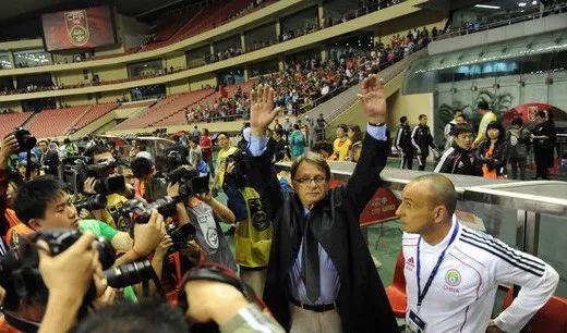 7年前他就呼吁重视足球外交：隐忍，只会被视作软弱可欺！