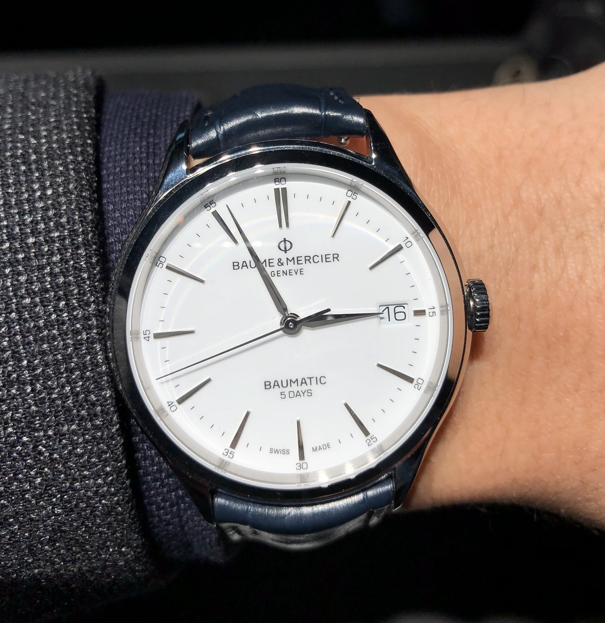 六十万的雅典手表,56万陀飞轮