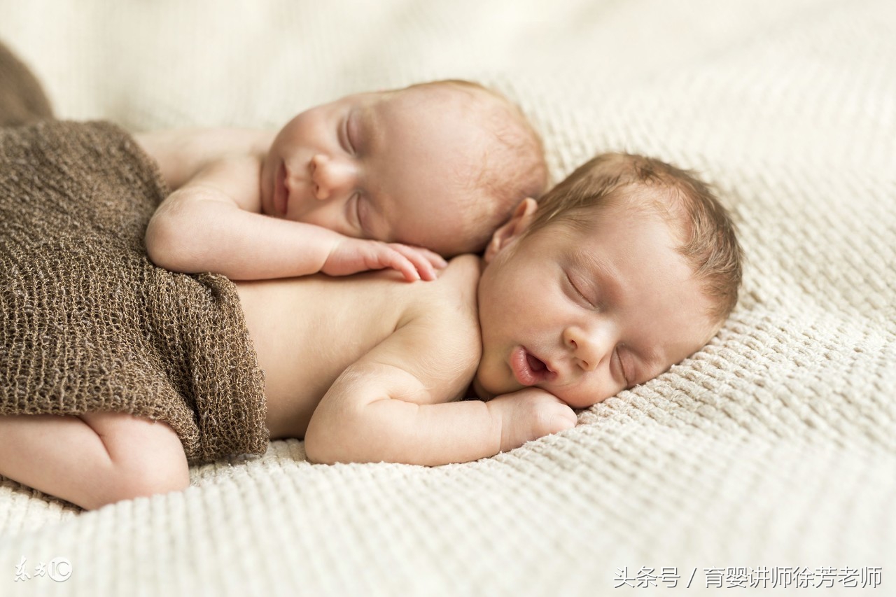 小孩睡偏头会影响智力吗,睡觉睡成偏头影响智力吗