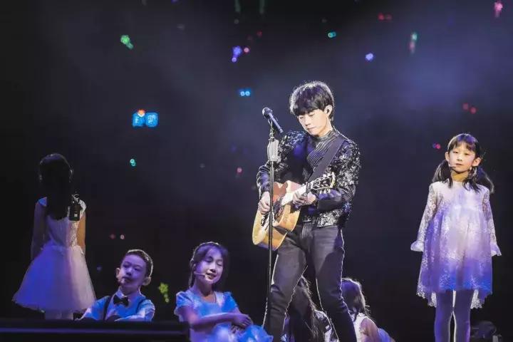 赵雷你莫走完整版dj,赵雷所有的繁华与我无关