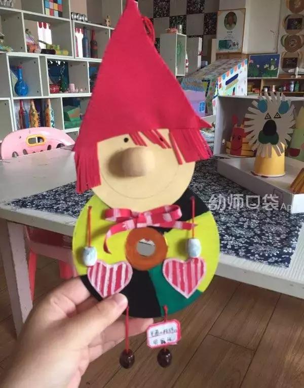 幼儿园废旧纸箱走廊环创吊饰双面,用废旧物品做关于冬天的手工吊饰