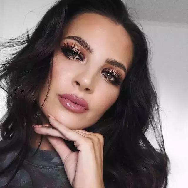 小众彩妆哪个最好用又便宜又好看 (小众彩妆哪个牌子最好用又实惠)