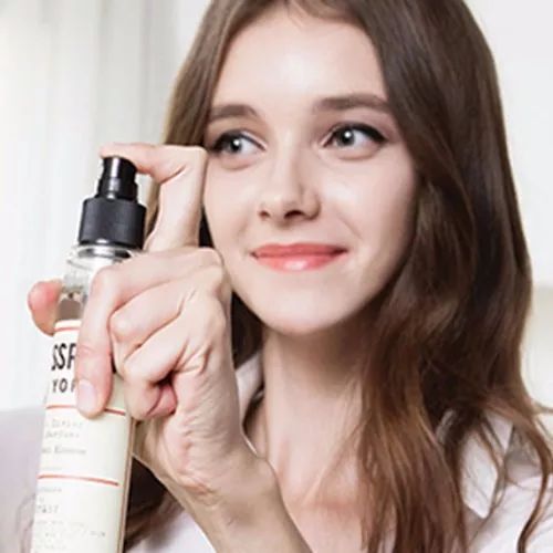 大衣起球处理后还会起球怎么办,大衣沾灰粘毛起球有什么方法除掉