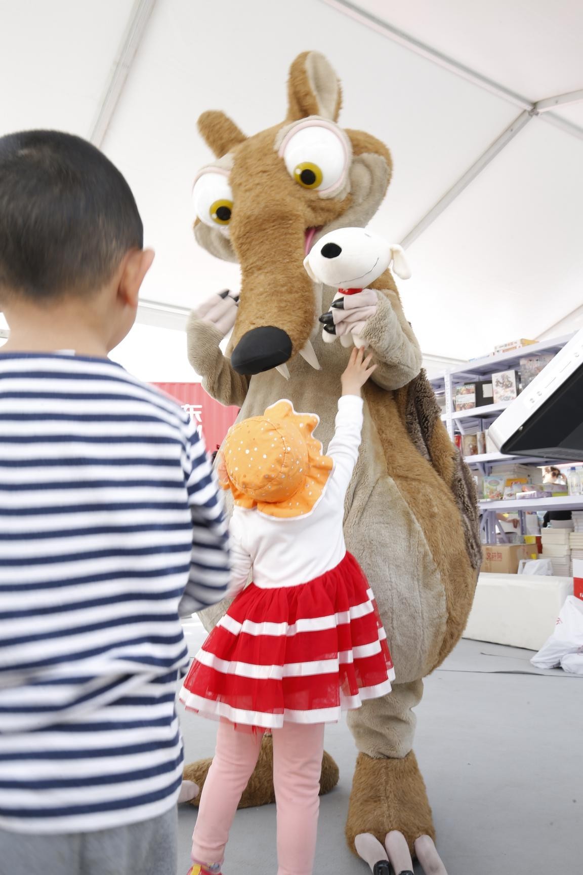 送礼券200-100上个周末，JOY都去哪儿撩了？